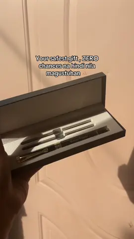 Engraved pen gift for anyone ✍🏻 #personalizedgifts #pen #customizedpen #giftideas 