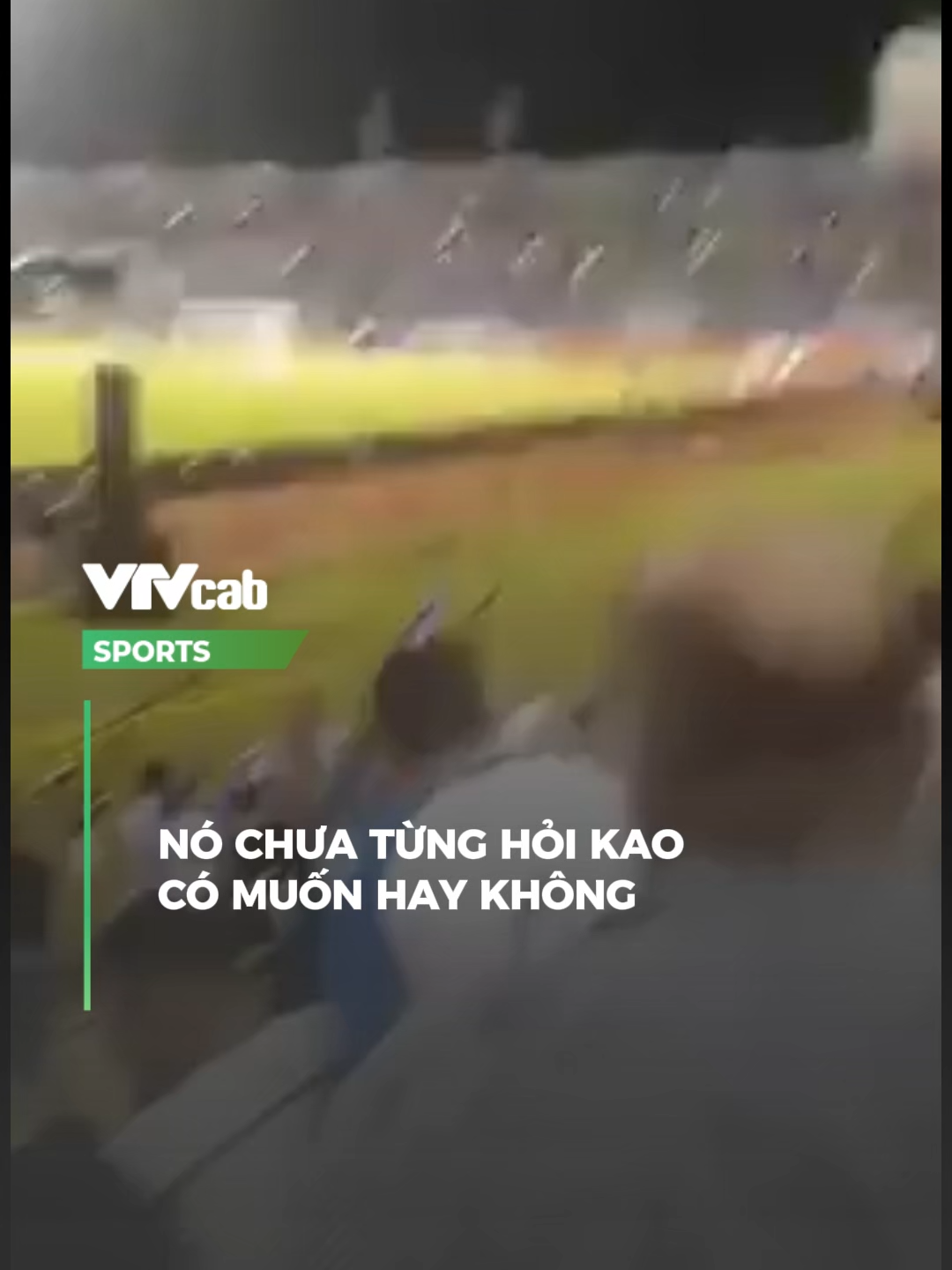Tự dưng phải làm đội trưởng đội cổ vũ mệt ghê🤣 #vtvcabsports #SportsOnTikTok #SEAGAmes2025 #football #mlt