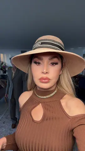 Why walk out the door when you can dance out the door? #chaoticgood #couplecomedy 