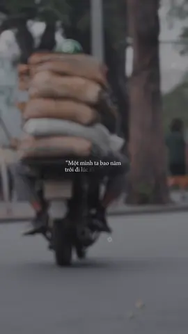 Một mình ta bao năm trôi đi lúc thịnh lúc suy#xuhuong #nhachaymoingay #nhactamtrang #nhacsuy #nhacbuon 