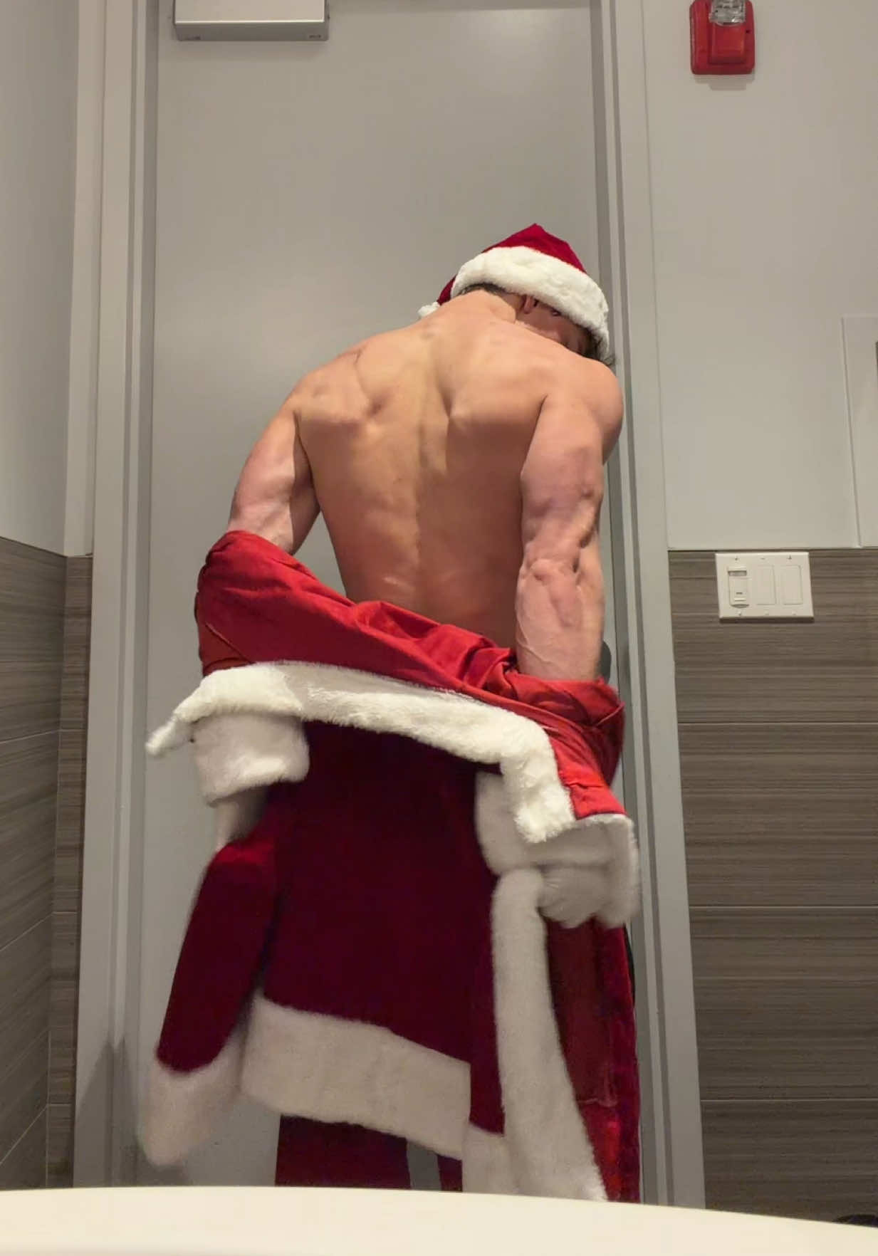 “This Christmas Magic has aided my strength”  #dresstoimpress #santa #fyp