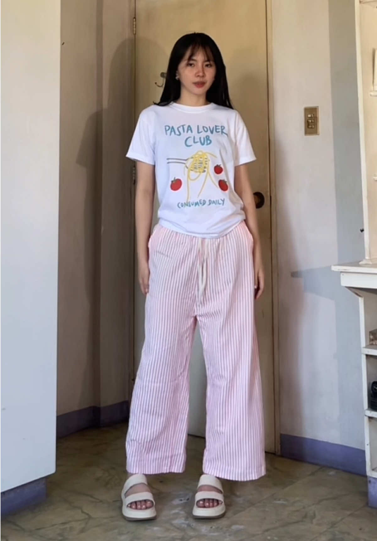 Style these striped pants with meee >_< #stripepants #comfypants #affordable #TikTokFashion #fyp 