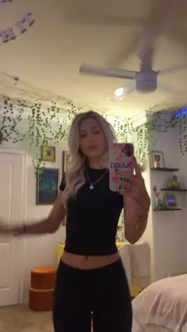 i feel this song in my chest #countrymusic #brokenwindowseranade #fypシ 