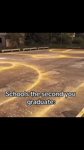 #relatablememes #schoollife #graduate #vairalvideo #makemefamous 