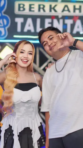 Lhaaa iki loo yg ditunggu 😜 persiapan bolo #fyp #aksara #ajengfebria #vickyprasetyo #berkahtalenta @ajeng febrian @vicky_praz77 @KBL_RMX @fajar_aroma @sigit_mbeng @dangdut story 