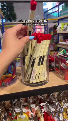 Consider your stockings stuffed and your Secret Santas ✨sleighed✨ Shop great holiday gifts under $20 at Friends NYC 🎅🔥🍒 #giftidea #secretsanta #stockingstuffer #nycshopping #shopsmall 