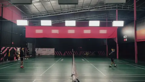 anh đúng khi trả em lại thế giới, anh sai khi… #caulong #caulongvietnam #fyp #trending 