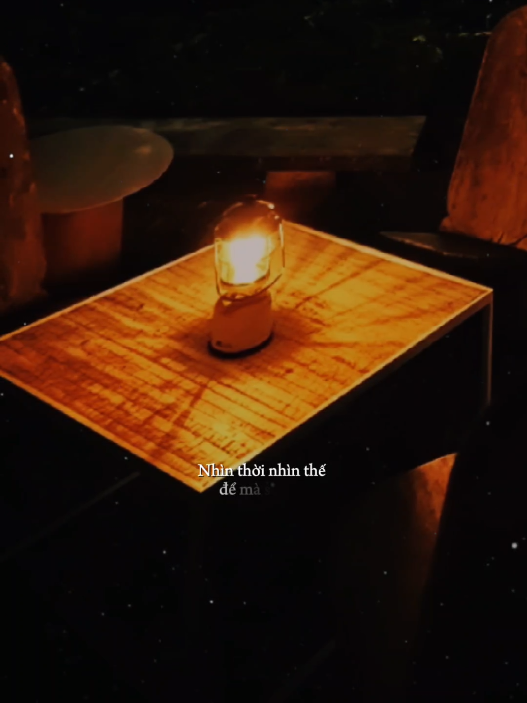 Cuộc đời là bức tranh vạn sắc... Đặt bàn tay ta vẽ tô đậm nhạt... [ Đời Ta Do Chính Ta ] #doitadochinhta #nhacbuontamtrang #tramcamxuc💔 #maucapcut #phonhac 