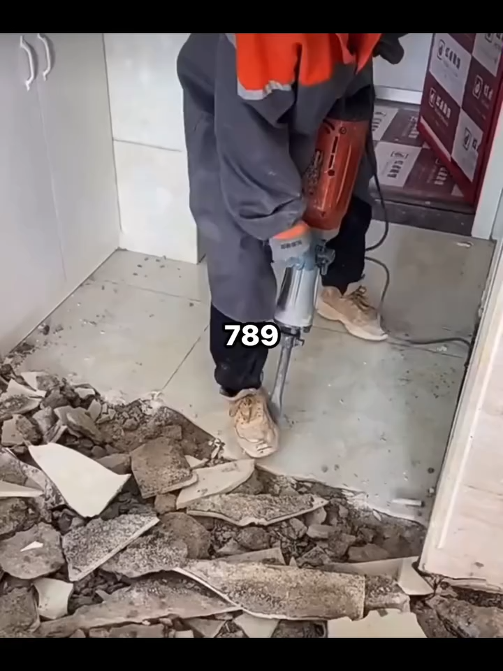 Tingkatkan Kualitas cat epoxy yang kuat dan tahan lama?Qibajiu 789 Solusinya. Memiliki cat industri berkualitas tinggi!✅ Tahan beban berat & bahan kimia✅ Anti slip – aman untuk operasional✅ Warna & marking sesuai standar industri📍Jl. Pinangsia Jakarta - Barat📞 http://wa.me/6282122251789 #KontraktorIndonesia #KontraktorCa #JasaCatIndustri #JasaEpoxyLantai #KontraktorJakarta #JasaCatAntiKarat #SpesialisCatIndustri #CatAntiKarat #AntiRustCoating #CatBesiBaja #RustProtection #CatStrukturBaja #CatKonstruksi #CatLogam #CatIndustri #IndustrialCoating #CatPabrik #CatAntiKimia #CatTahanPanas #ProtectiveCoating #IndustrialPaint #CatEpoksiLantai #EpoxyFloorCoating #LantaiEpoksi #EpoxyIndonesia #EpoxyJakarta #EpoxyProfessional #EpoxyWorkshop #EpoxyGarage #epoxy789 #catepoxy #epoxy789 #Epoxy789 #CatEpoxy #epoxyfloor #epoxyqibajiu789 #catepoxymultigunalantaiindustrialproject #fypシ゚ #EpoxySelfLeveling #epoxy