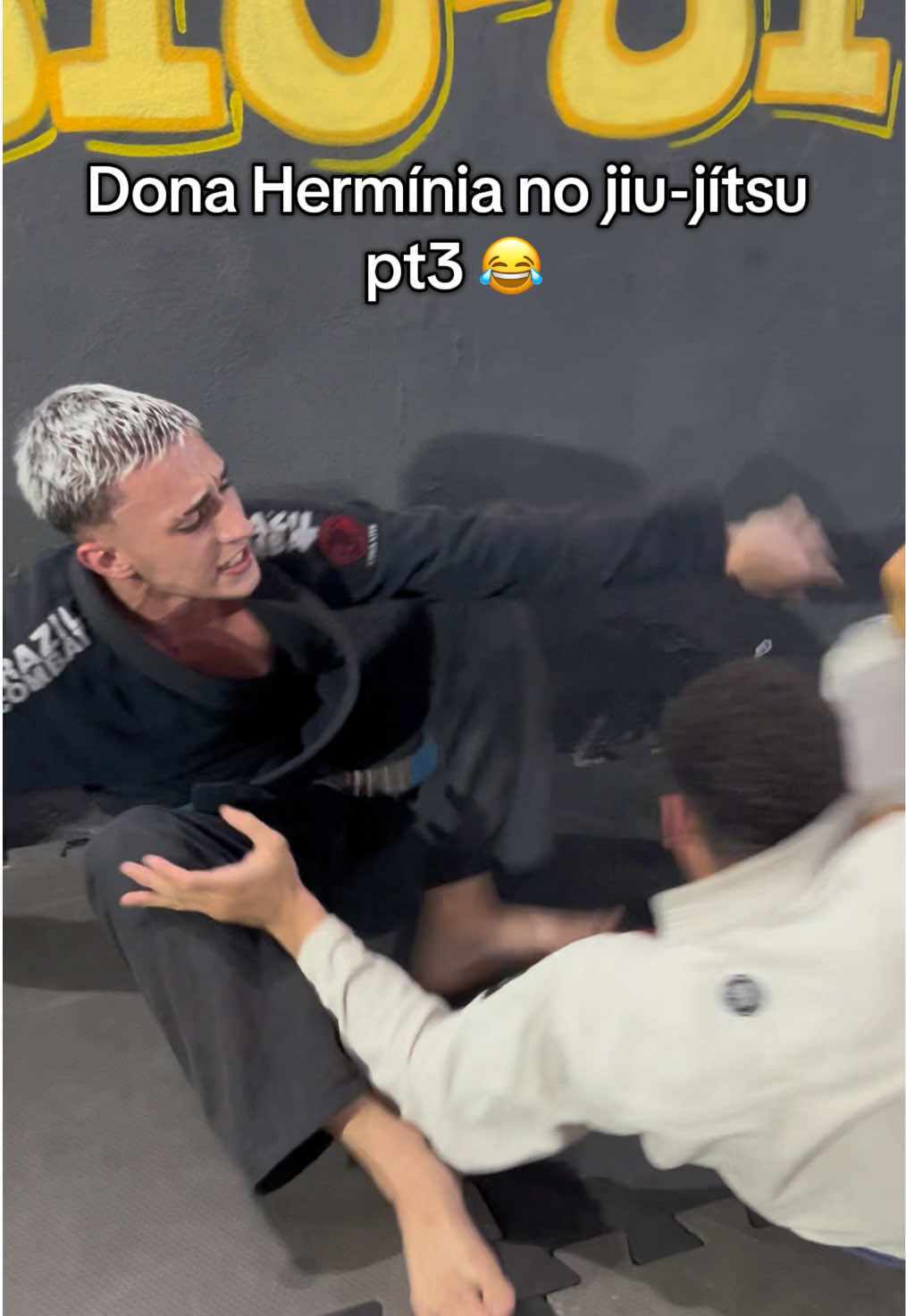 DONA HERMÍNIA NO JIU-JÍTSU PARTE 3 😂 #humor #donaherminia #viral #jiujitsu #fy 