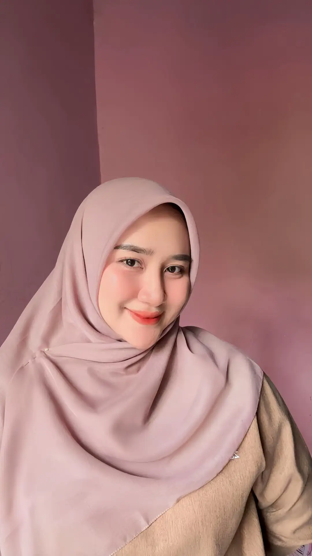 ternyata, bukan aku yang kurang. Tapi dia yang ga tau diri