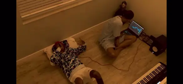 Essa só pra quem é fã do oruam  🤴🏽🎶🎁 . .presente 🎁 .  #oruam #amor #trap #musica #rap 