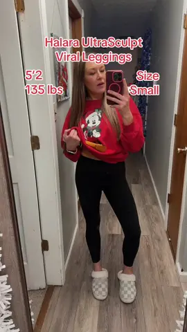 Dirty mirror sold separately… 🧼 #halara #halaraeveryday #leggings #halaraleggings #fyp @Halara_official 