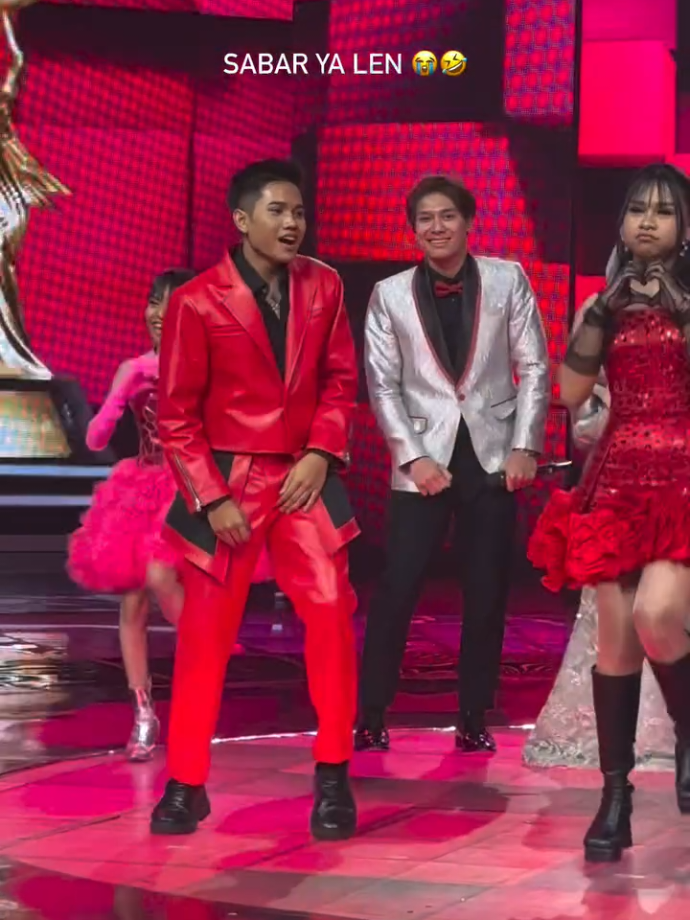 sabar ya Valen😭😂, ajarin Valen nya teman-teman😂. Source story; Eby #valenda7 #ida2025 #aprilda7 #fyppppppppppppppppppppppp #4u @DA7.Valen @ebyrizta4 @mrizkybillar @da7april 