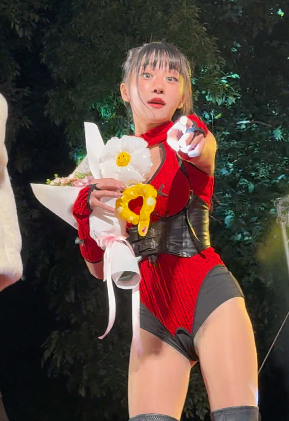 台灣廟會日常🔥美豬的戒指氣球害我得到一個☹️🖕 #奶油泡泡 #芮妮 #年尾清庫存 #廟會特攻隊 #有芮妮就是快樂的一天 