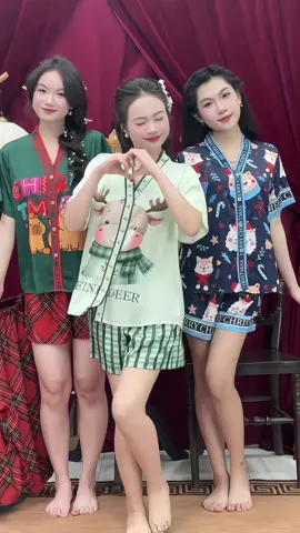 Đồ bộ mặc cho giáng sinh các chị đã có chưa ạ