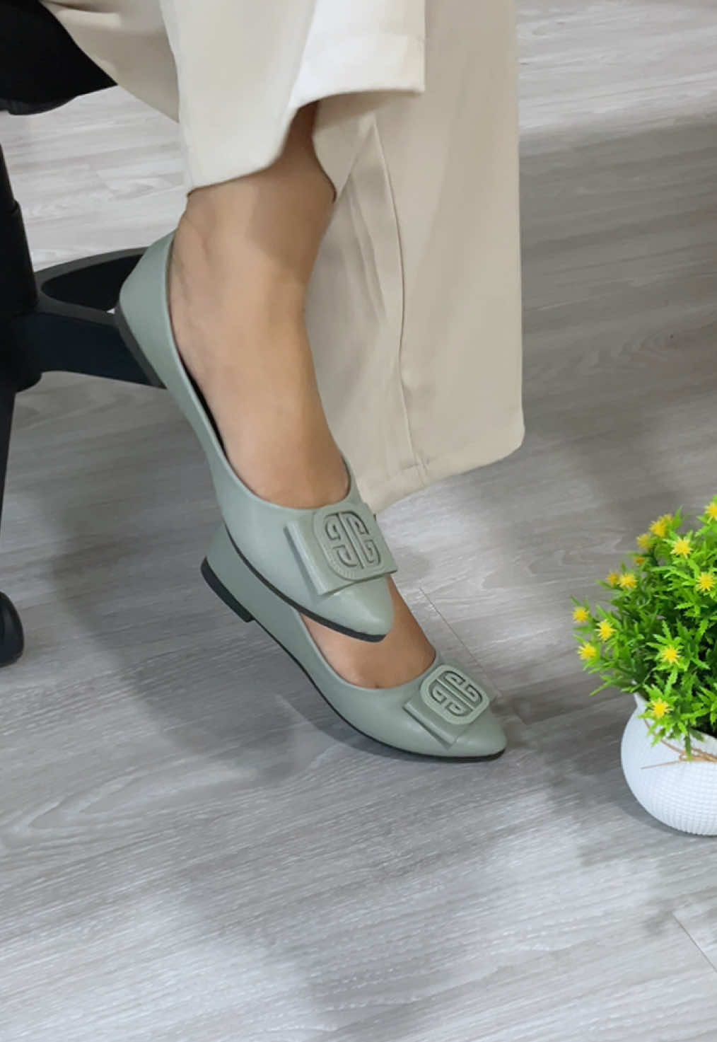 Sepatu Flatshoes kerja wanita 😚🥰✨💫‼️🫶🏻 #sepatuflat #flatshoes #flatshoeskerja #flatshoeswanita #flatshoeswanitamurah 