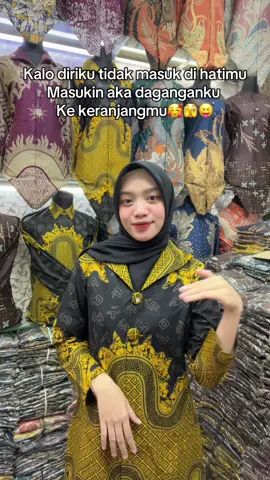 Trus co ya bepp#masukberandafyp #batikcouple #fyppppppppppppppppppppppp #seragambatik #batikindonesia 