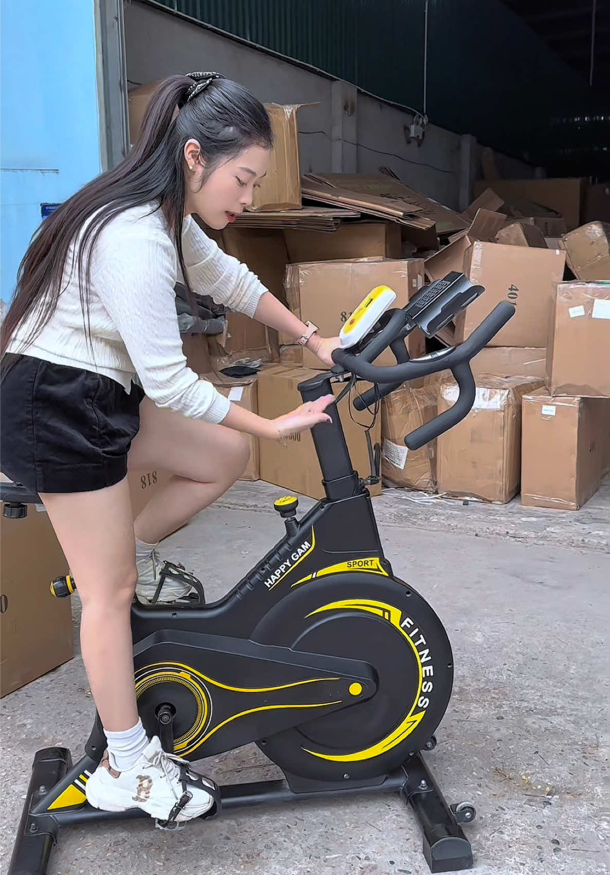 Ko lo nắng lo mưa, tập thể dục thoải mái lunnn #xedaptaptheduc #xedaptaptheductainha #xedaptheductainha 