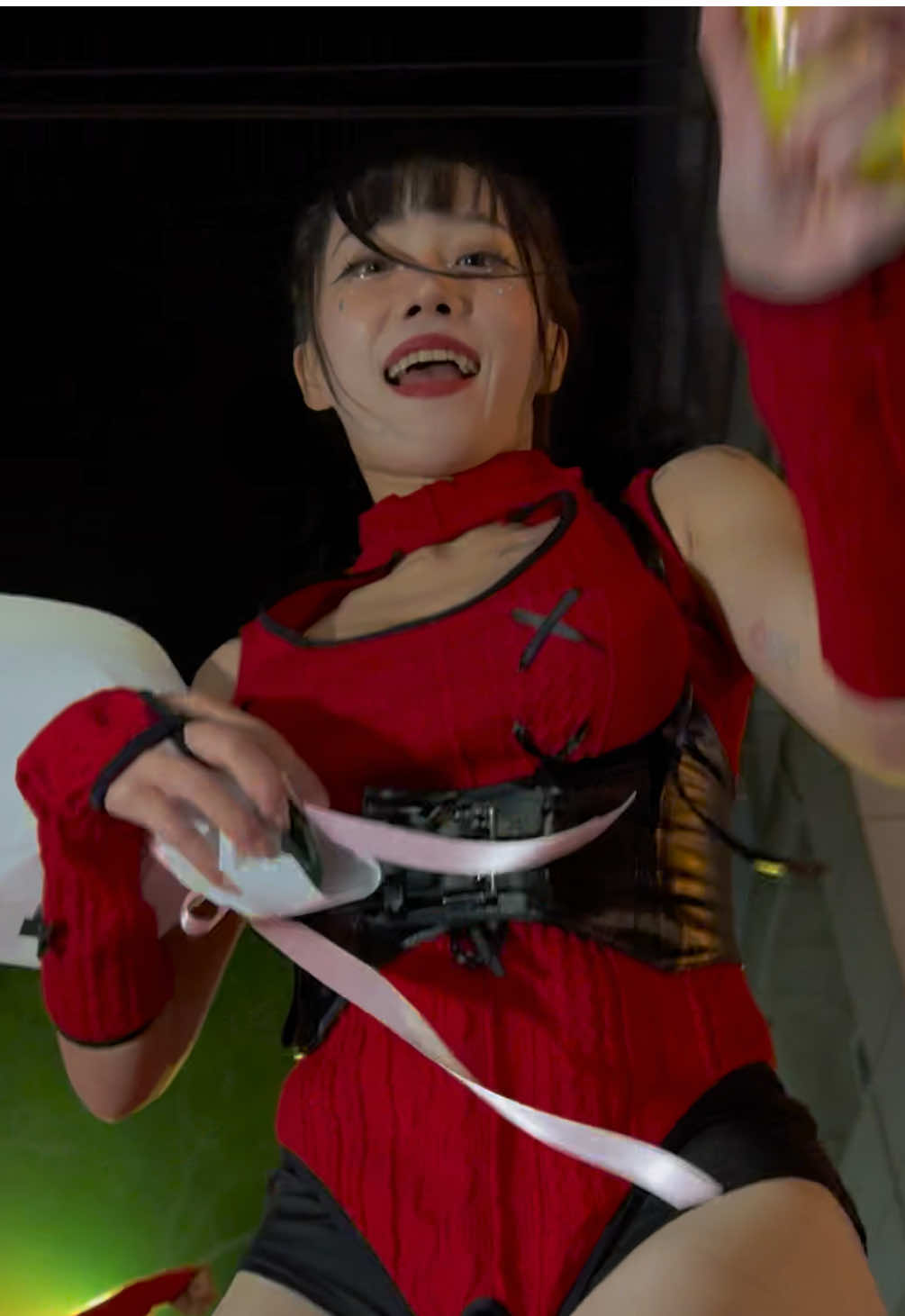 台灣廟會日常🔥然後就被小妮子打了一頓🥹 #奶油泡泡 #芮妮 #年尾清庫存 #廟會特攻隊 #有芮妮就是快樂的一天 