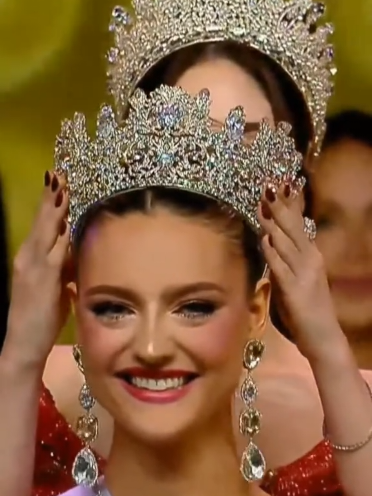 La nueva Miss VENEZUELA UNIVERSO es CLARA VEGAS GOETZ 🚨 🔥 @Shorty  Siempre supimos que eras tú ahora empieza este camino a P**K R 🇵🇷🔥 #venezuela🇻🇪 #MissUniverseVenezuela #missvenezuela #claravegasgoetz #missuniversepuertorico2026 