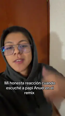 Te espero con mucha ansia remix de cuando no era cantante, ya quiero sandunguear contigo de fondo un azulito en mi mano y una bellaca en la otra.