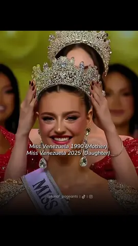 From Mother to Daughter 🥹  Miss Universe Venezuela 2025 is Clara Vegas Goetz from Miranda! 🇻🇪👑  Clara is the daughter of Miss Venezuela 1990, Andreína Goetz, who competed in Miss Universe 1990 and finished in Top 10!!! She is now following her mom’s footsteps by representing her country at Miss Universe 2026 in Puerto Rico! 🇵🇷 ✨💫 ##claravegas##missvenezuela##missvenezuela2025##missuniversevenezuela##missuniverse