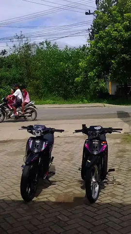 mana duo mu#fizr #twostroke #fizrindonesia #fouryou #thailandstayle🇹🇭 