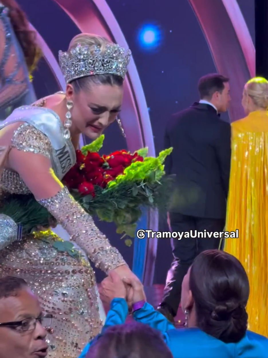 Miss Venezuela 1990 y Miss Venezuela 2025 🇻🇪🥹👑 Madre e Hija #missuniversevenezuela #claravegasgoetz #missvenezuela #andreinagoetz #missvenezuelauniverse 