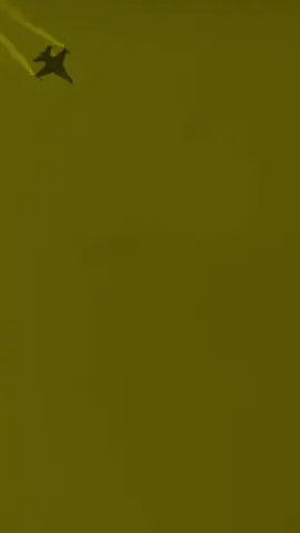 #فيديوهات_للتصميم_بدون_حقوق #اقتباسات_عبارات_خواطر🖤🦋❤️ #تصميم_فيديوهات🎶🎤🎬 #اليمن_صنعاء_تعز_اب_ذمار_عدن_وطن_واحد 