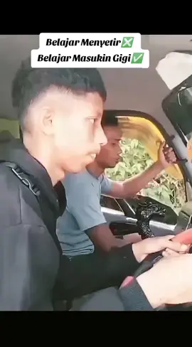 Belajar Masukin Gigi😂                       #humor #funny #lucu #fypage #hiburansemata 