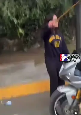 Se puso caliente la cosa 😱