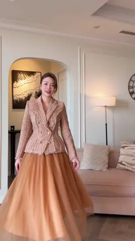 Year end party Chi đến đây #OOTD #macdepmoingay #MACI 