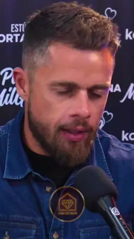 Elas buscam no outro aquilo que elas não tem . . . @casadevalor.cortes