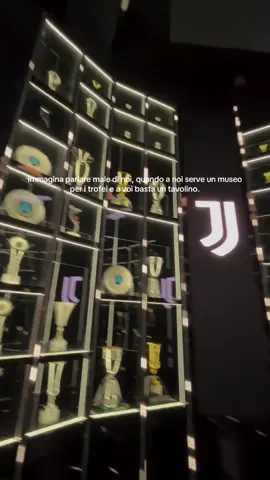 🏆🖤🤍 #juventus #trofei #finoallafine #allianzstadium 