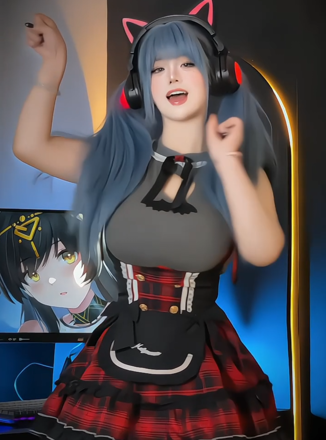 #年糕儿 #反差 #电竞少女 #阿米嘎蒂朵喵喵手势舞