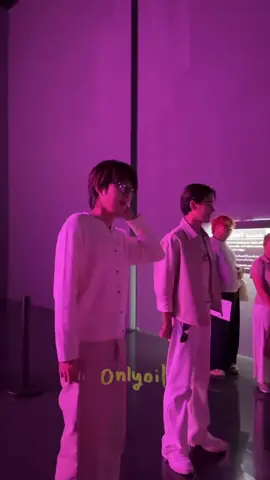 Eng Trans : 🦆🐰 #KengNamping1DaytripxRisebynur #KengnampingxRisebynur  🐰 Coming here with your sweetheart must feel good, right? 🗣️ We’re jealous of Namping! 🐰 Huh? 🗣️ We’re jealous of Namping! 🐰 Well, next time Mommy can bring your sweetheart too then. 🗣️ Ahhh! Kyaaaaa why are namping so sweet 🥹🥹❤️ #fyp #kengnamping  #kengharit  cr trans Dear U