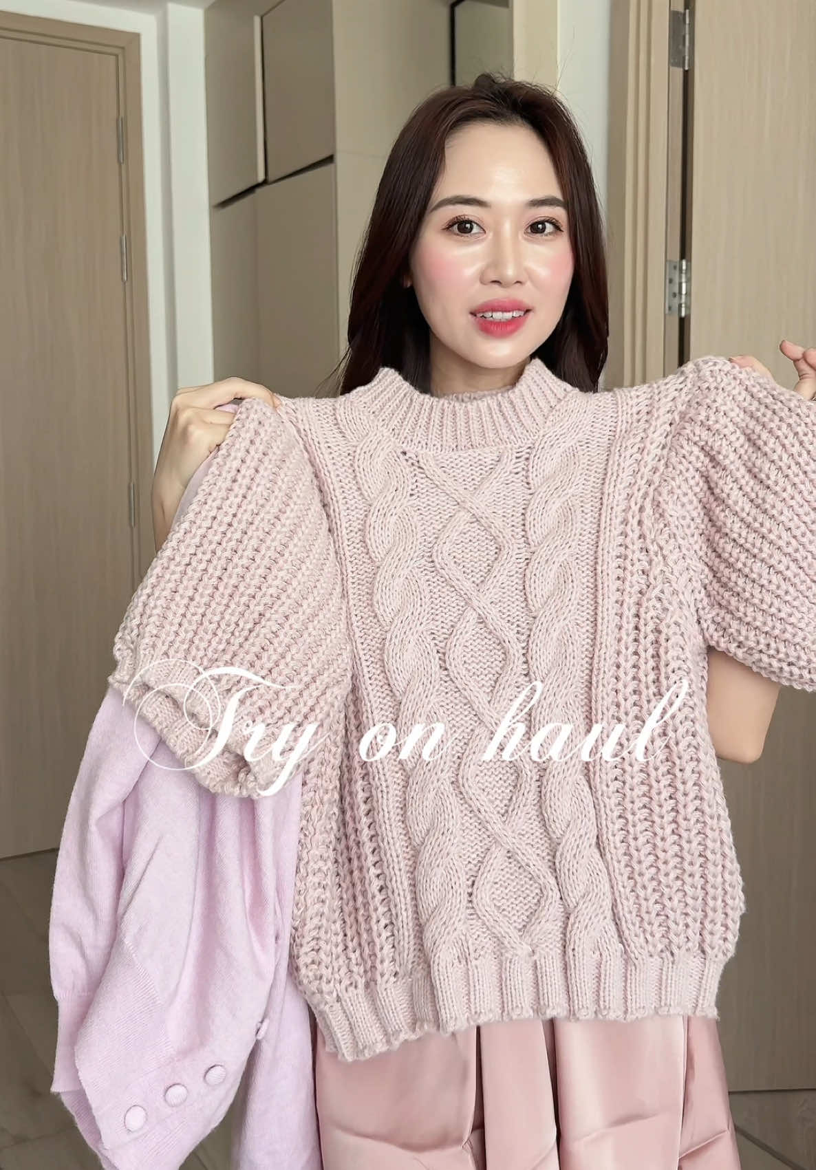 [try-on haul] 2 em áo xinh iuuu từ hàng quốc tế 💓 #fyp #tryonhaul #tryonwithme #outfitideas #phoidoxinh 