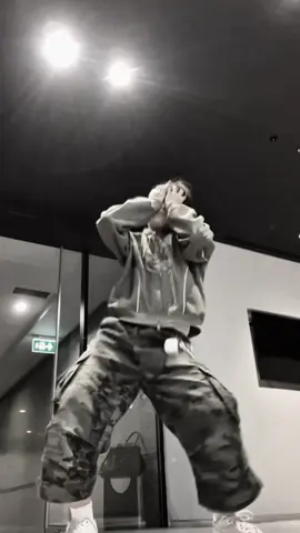 มามาเลมา #fyp #viral #011 #dance @James