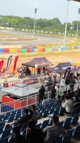 Xe bay quá anh em ơi 🤪