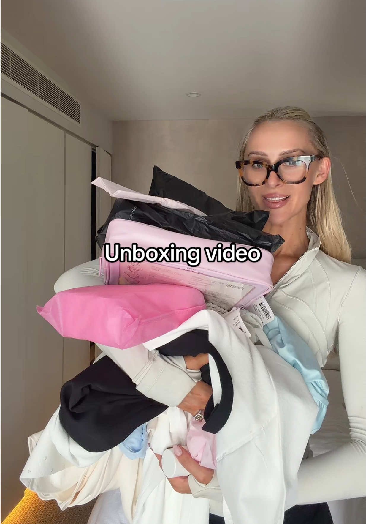 Obsessed w everything 🫶🏼  @nuonda @KOOKAÏ @BondiBoost @Adore Beauty @other normal @katthelabel 