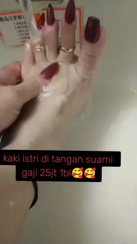 #kontenhiburan✌️✌️🙏 #🤣🤣🤣🤣maaf nyomot vitinya kak cantik🙏🙏#fyptkwsingapore🇸🇬 