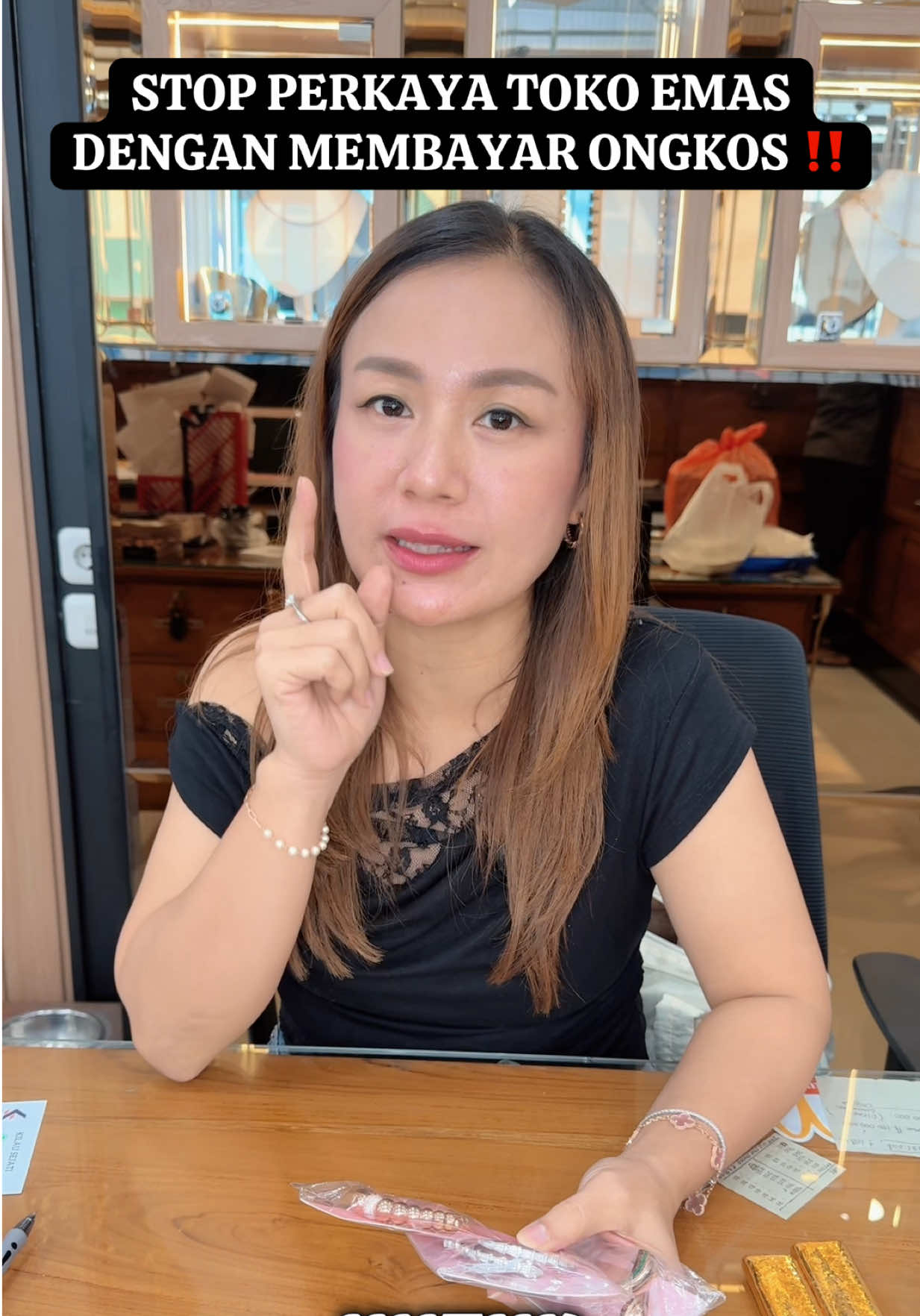 JANGAN PERKAYA TOKO EMAS DENGAN MAU MEMBAYAR PENAMBAHAN ONGKOS YG AKAN HILANG SAAT DI JUAL‼️‼️‼️‼️ #emas #viral #logammulia #antam #perhiasanemas 