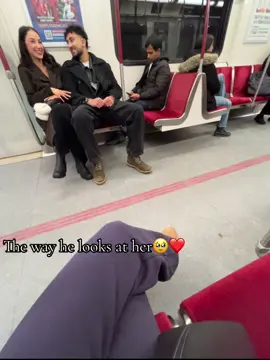 Caught this cute lil moment on the ttc🥲 #ttc #toronto #fypシ゚viral #torontolove #couplegoals 