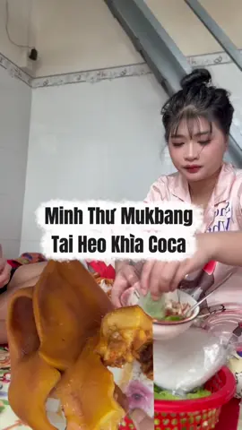 Lại mukbang tiếp thoii 