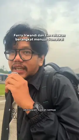 Superhero di dunia nyata🫡dia membawa 10m bukan membawa satu karung beras / rompi peluru game ep ep#ferryirwandi #bencanaalam #superhero #fyptiktok #bantuankemanusiaan @irwandiferry @kitabisacom 