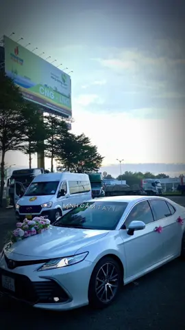 Tranhh thủ cưới thoaii nàoo ☺️ #CapCut #fyp #damcuoimientay 