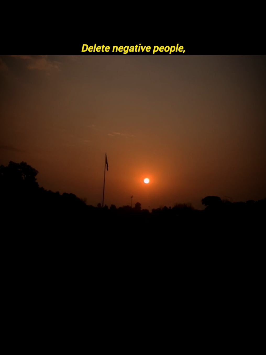 Don’t take your old mistakes into 2026. This is your time to accept your past, learn from it, cut off negative people and move forward with confidence. Growth starts when you stop repeating the same patterns and choose better for yourself. Stay focused, stay disciplined and build the life you want in 2026.🙌🏻💯🌿 (self improvement, 2026 goals, new year motivation, personal growth, change your life, mindset shift, emotional strength, move on motivation, stop repeating mistakes, life lessons, positive mindset) #SelfImprovement #2026Goals #inspiration #PersonalGrowth #StrongWithAnees 