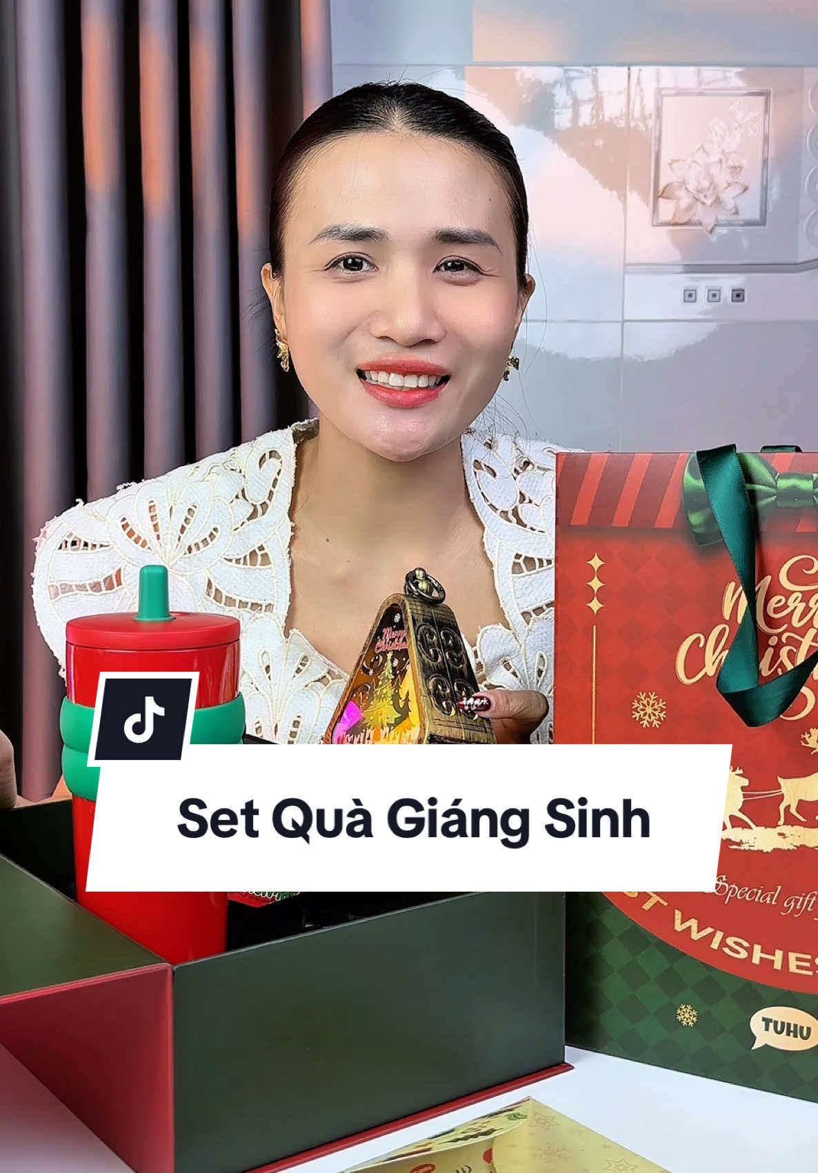 Set quà của Tuhu House xinh quá luôn nè #tuhuhouse #binhgiunhiet #setquatang #noel #phanngoctrinh 