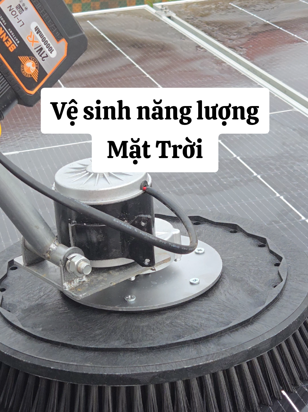 có em này thì lo gì việc dọn dẹp nữa đúng không các bác. #mayvesinhgiadinh #dondepnhacua #choichasantuche #maychasantuche #choivesinhtampinnangluongmattroi 